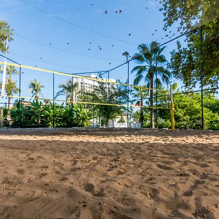 Akra Antalya 5*