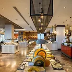 Hotel Akra