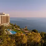 Hotel Akra