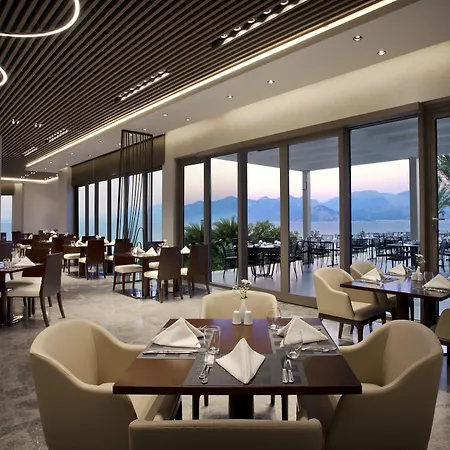 Hotel Akra Antalya 5*
