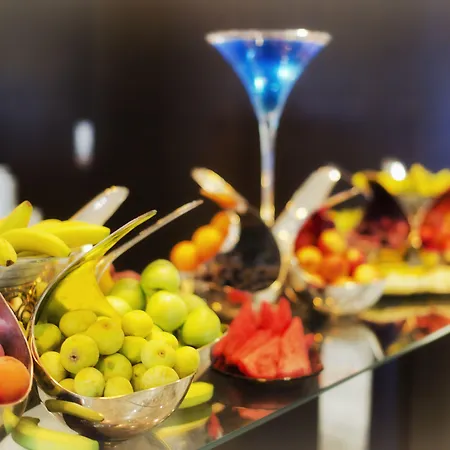 Akra Hotel 5*