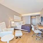 Akra 5*